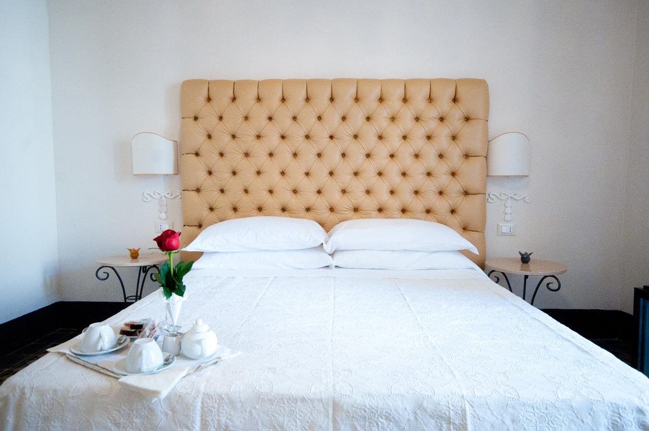 Sveva Rooms Noto Extérieur photo