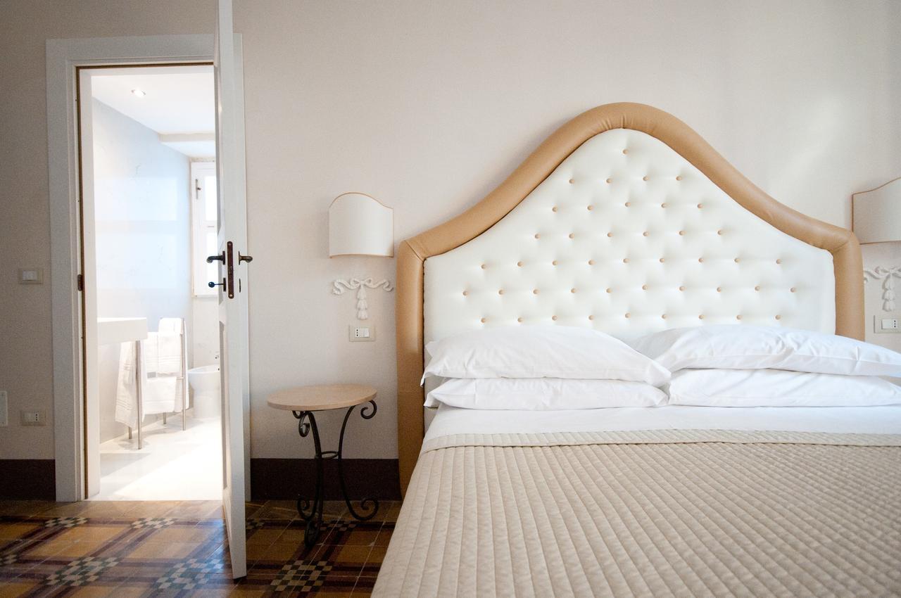 Sveva Rooms Noto Extérieur photo