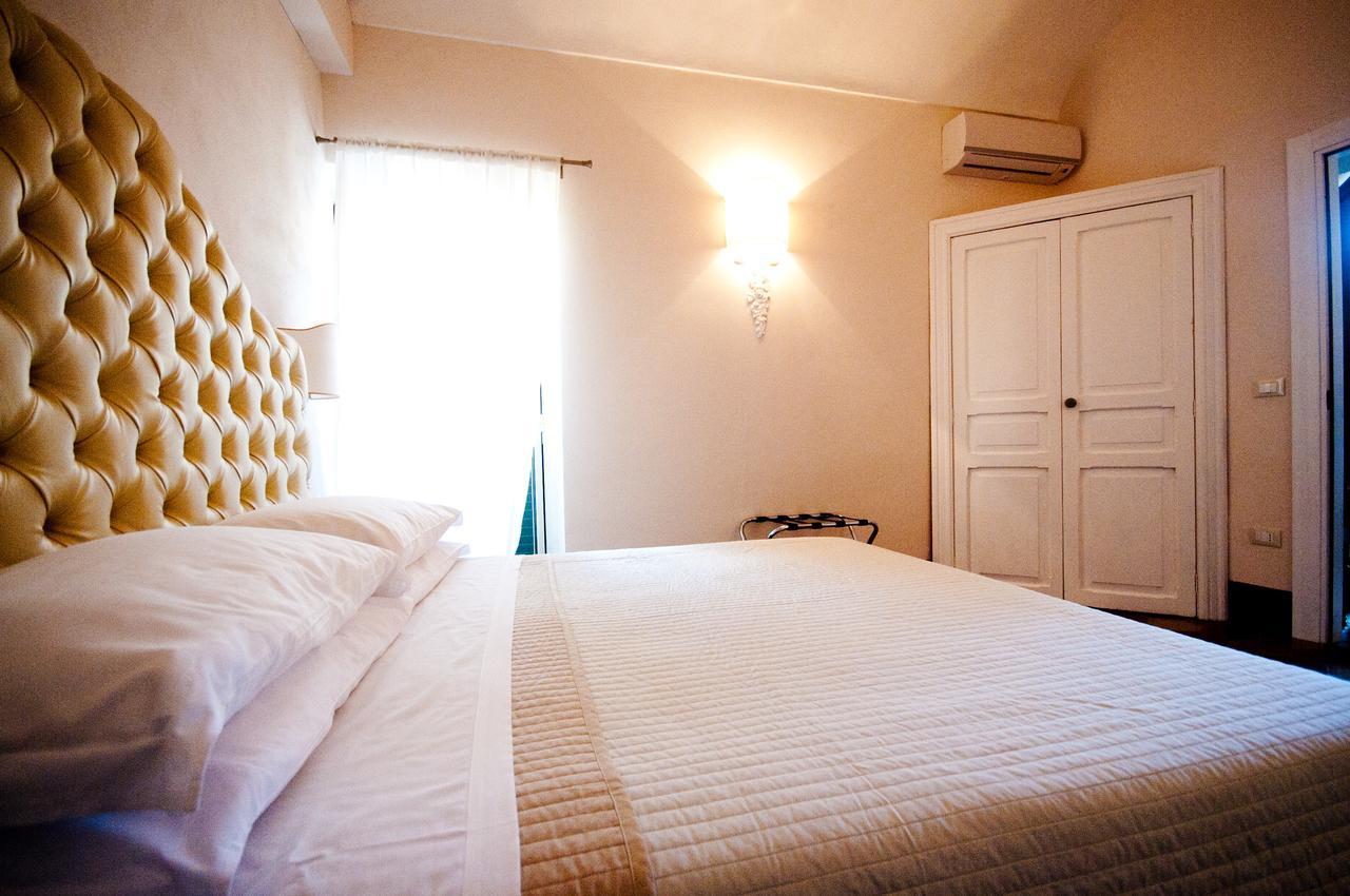 Sveva Rooms Noto Extérieur photo